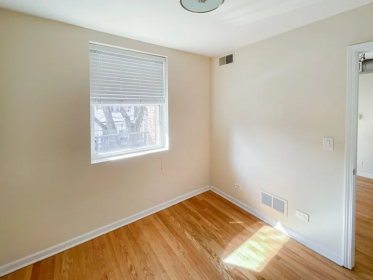 2520 W. Leland — Photo 21