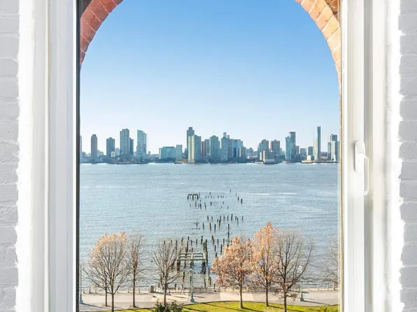 288 West Street image 2 of 18