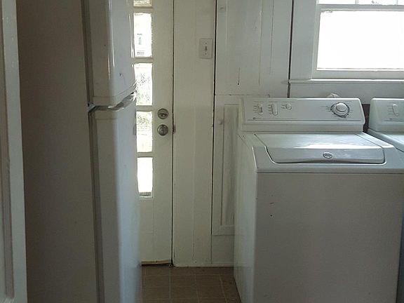 5th image of 510 Brook Ave