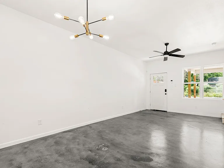 1835 Dawson St #101 — Photo 13