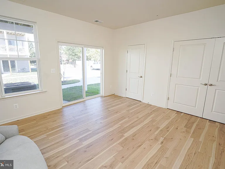 414 Waterfield Ct — Photo 62