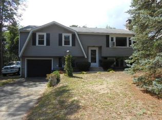 11 Seven Hills Rd, Plymouth, MA 02360