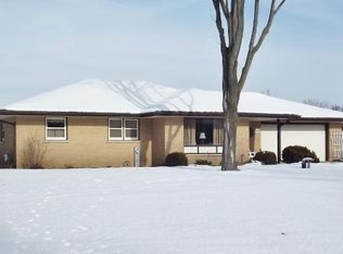 N86W18576 Elder Ln, Menomonee Falls, WI 53051