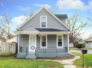 367 Jay St, Elgin, IL 60120