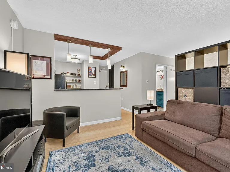 1718 P St NW #T9 — Photo 11