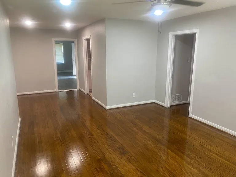5607 Belmark St — Photo 14