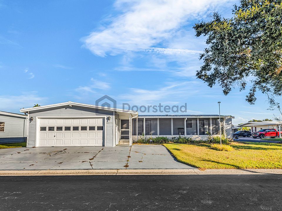1st image of 34323 Lodge Dr