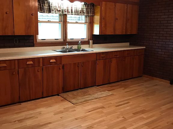 kitchen/dining  12 x 15