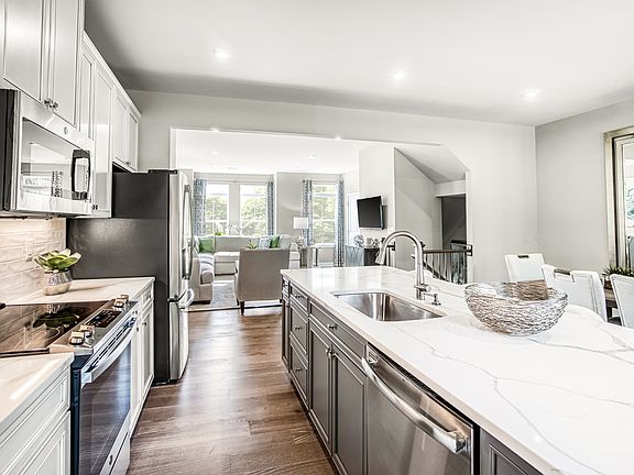 Mozart Urban 3 Story