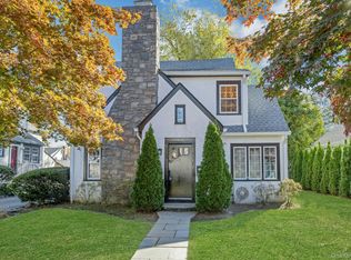 164 Nelson Rd, Scarsdale, NY 10583