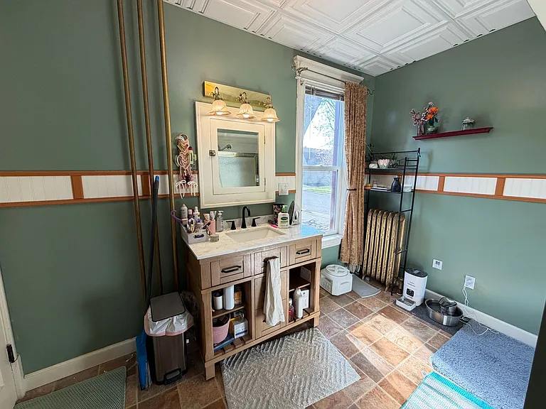 1128 Hammond Ave #1 — Photo 13