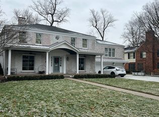 166 Lewiston Rd, Grosse Pointe Farms, MI 48236