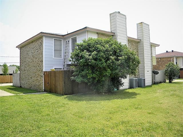 1st image of 5512 Lewis Ct APT B