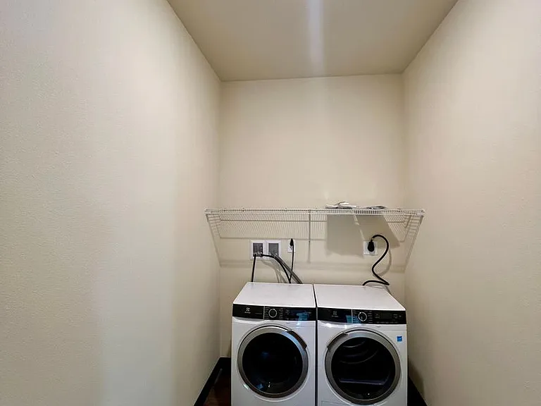 749 Meridian Dr — Photo 30