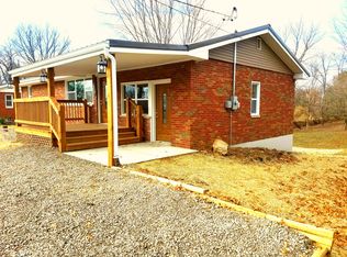 3306 Clearview Ave, Godfrey, IL 62035