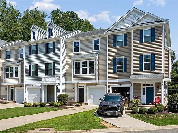 2nd image of 404 Prosperity Ct