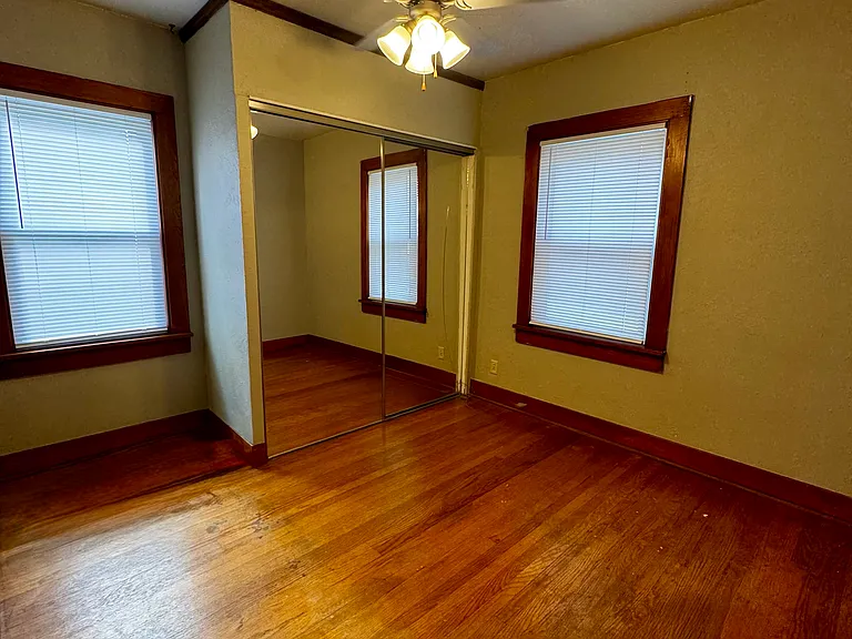 1720 E Watch Ave — Photo 9