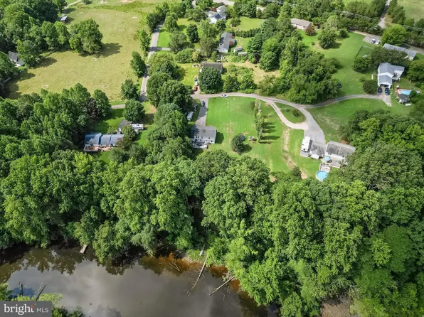 20270 Michelle Dr, Great Mills, MD 20634