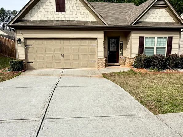 7377 Saint Peter Way, Fairburn, GA 30213