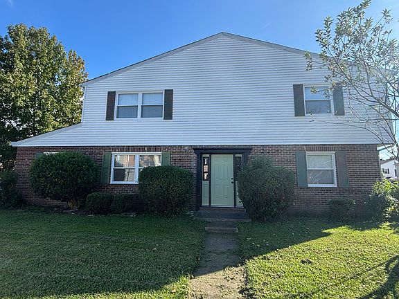 2nd image of 746 Tilden Pl