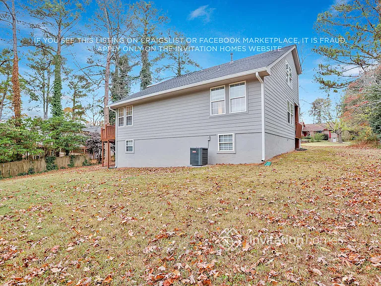 2621 Windridge Dr — Photo 28