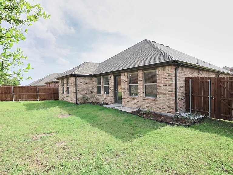 4012 Mockingbird Ln — Photo 30