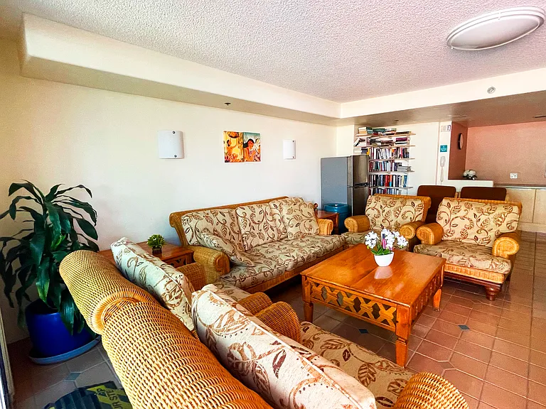801 S King St #3710 — Photo 8