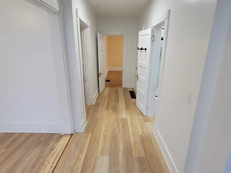 215 W Main St — Photo 5
