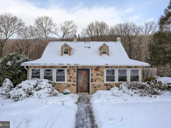 1331 Mountain Rd, Dauphin, PA 17018