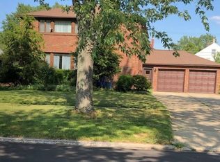 275 Allenhurst Rd, Amherst, NY 14226