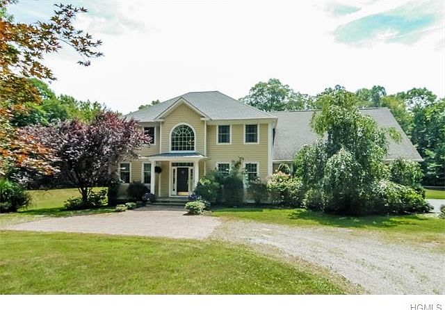 1st image of 98 Wellington Dr