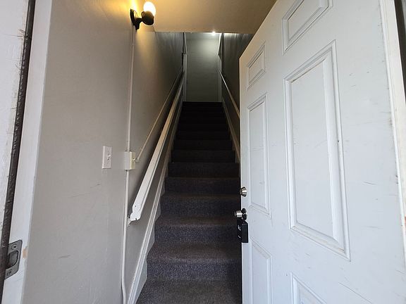 4th image of 681 Averill Ave #4