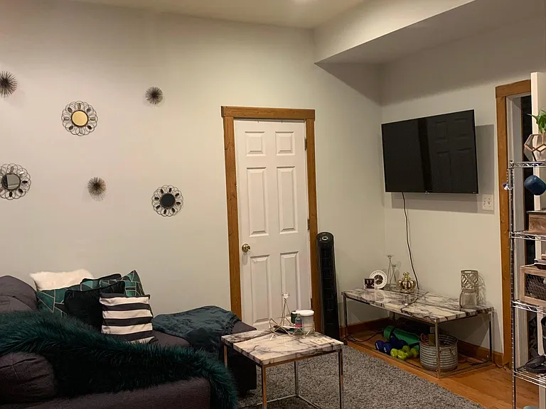 1228 N Cleaver St #2M — Photo 6