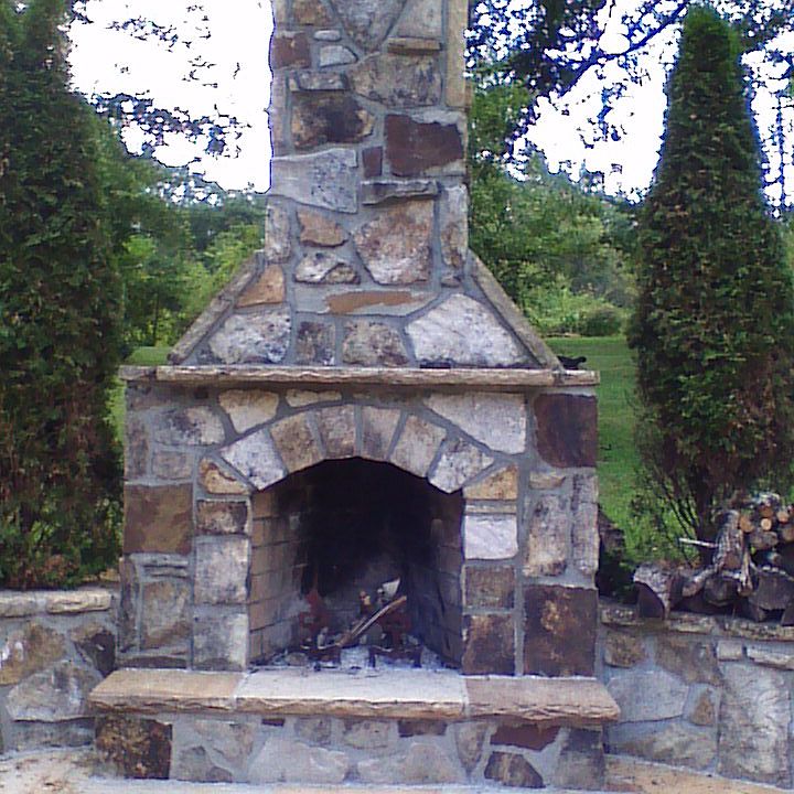 outdoor fireplace 