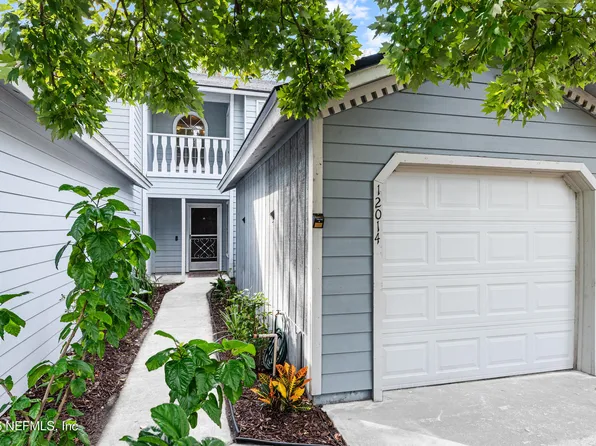 12014 N COBBLEWOOD Lane N, Jacksonville, FL 32225