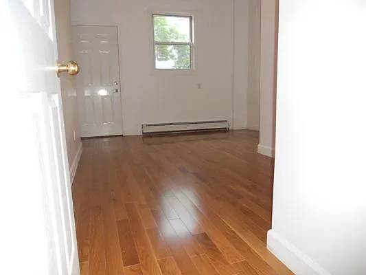 Rented by New York Realty Minimax Inc | media 5