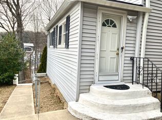 25A Pine Dr #25A, Oyster Bay, NY 11771