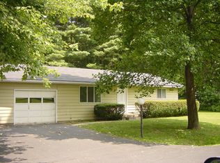 1 Bedroom 1 Bathroom Apartments Towards Brazil, Terre Haute, IN 47803