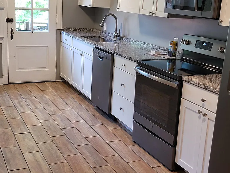 3808 Nanz Ave #1 — Photo 2