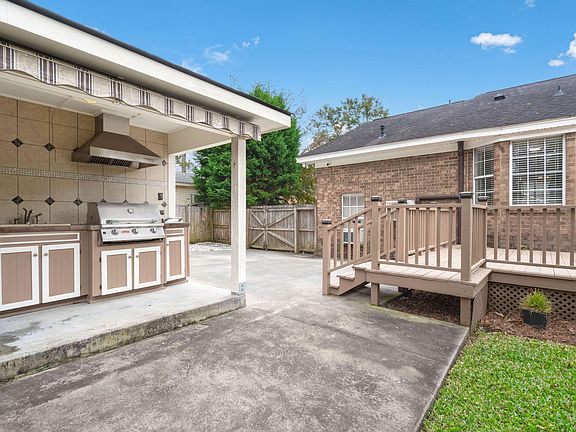 4th image of 1310 Julian Clark Rd