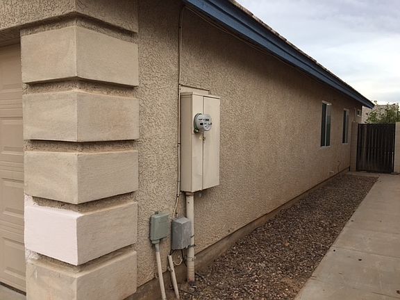 3rd image of 4908 E Sandwick Dr