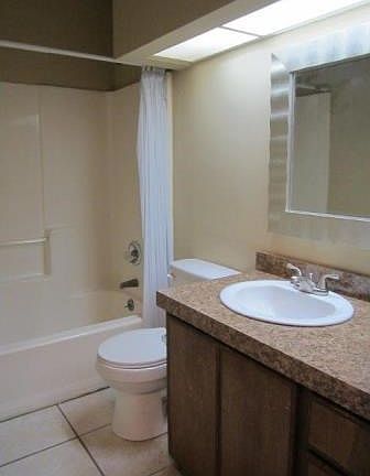 5th image of 1001 Alden Ave