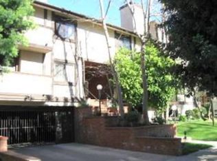 10745 Kling St, North Hollywood, CA 91602