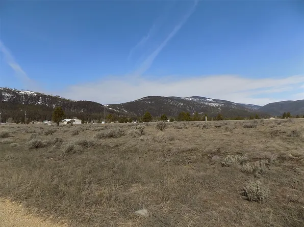 1-2 Salmon Ln, Lincoln, MT 59639