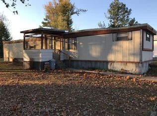 55 Pleasant Hill Dr, Crossville, TN 38571