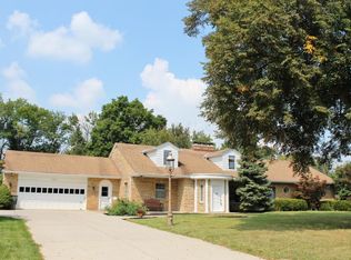 1169 Haddon Rd, Columbus, OH 43209