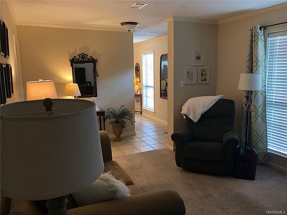 5th image of 2125 E Aberdeen Dr