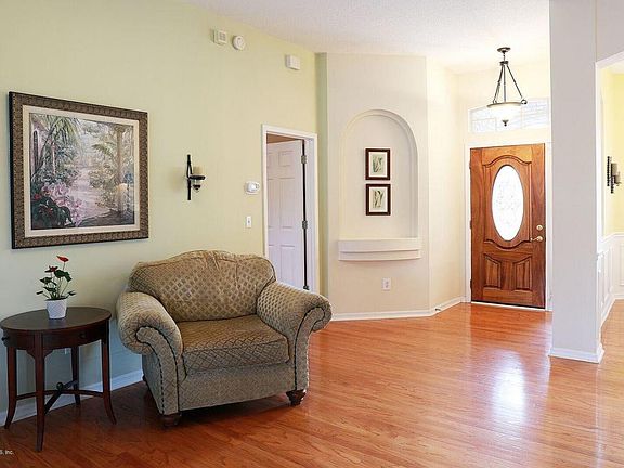 5th image of 2839 Sweetholly Dr