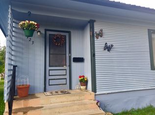 723 W Evelyn St, Lewistown, MT 59457