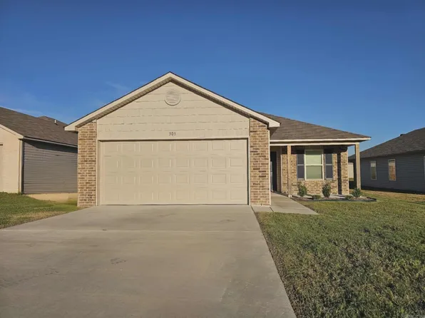 303 Rooster Rd, Conway, AR 72032